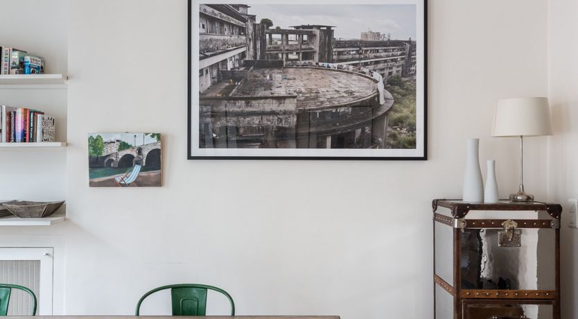 Photo of The Portrait Artist