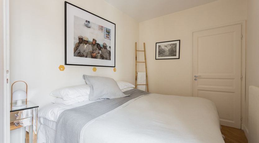 Photo of The Portrait Artist