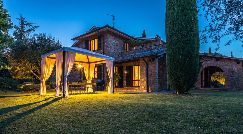 Photo of Rustling Oaks