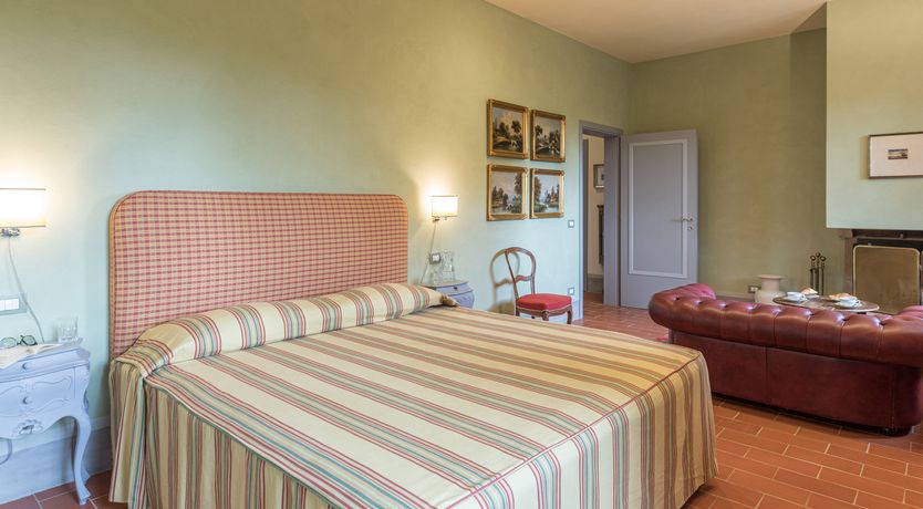 Photo of Rustling Oaks