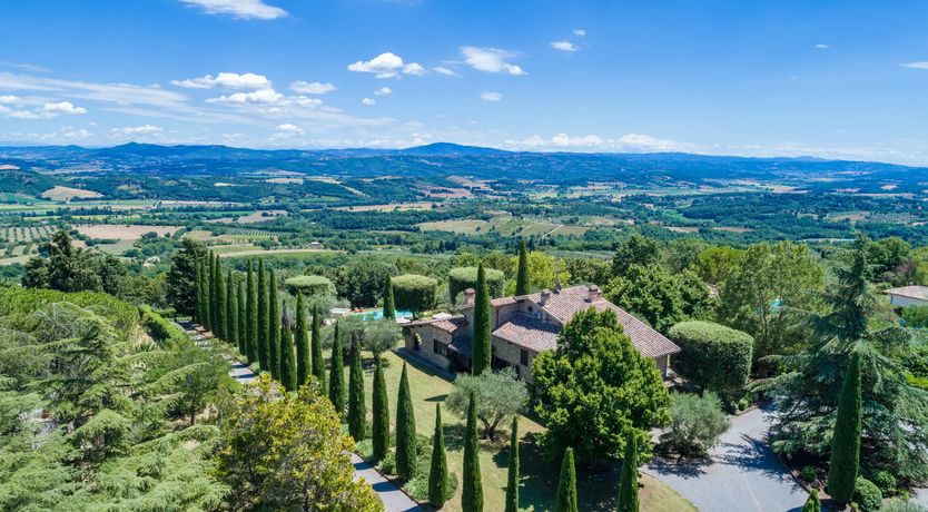 Photo of Rustling Oaks