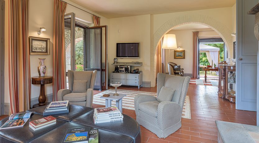 Photo of Rustling Oaks