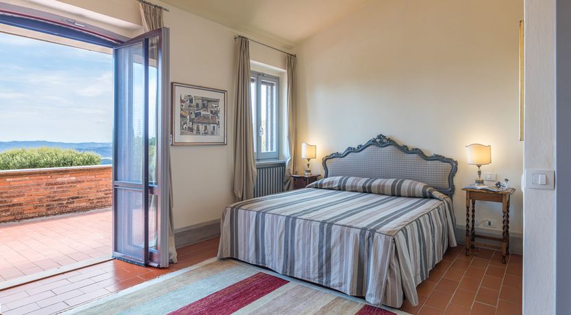 Photo of Rustling Oaks