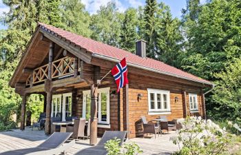 Trollstua Holiday Home