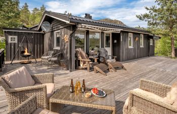 Knøttebu Holiday Home