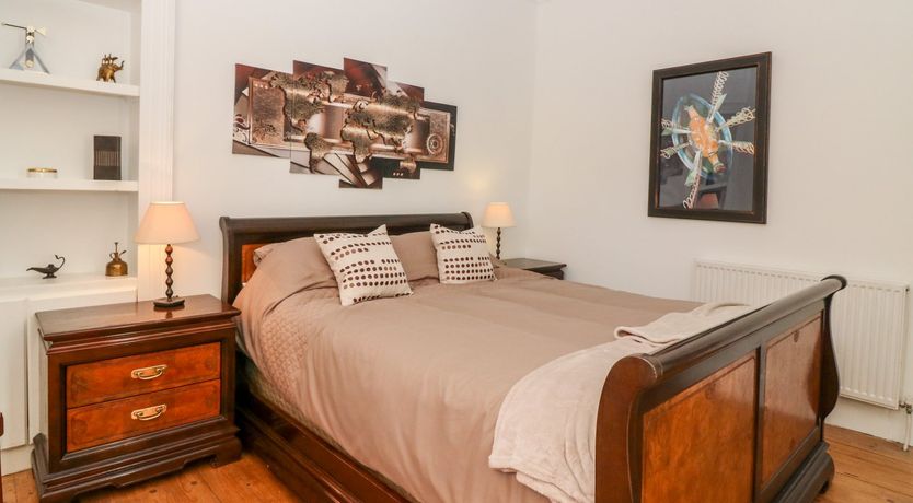 Photo of George Cottage