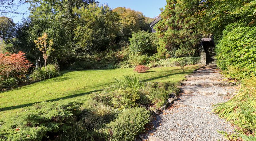 Photo of The Mounting Steps