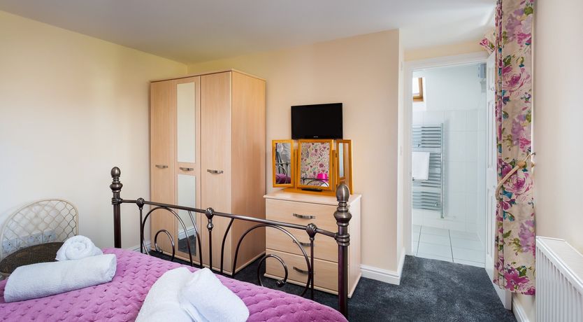 Photo of Woodside West