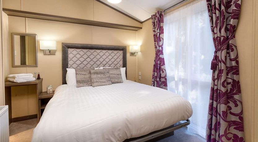 Photo of Lancashire Rose