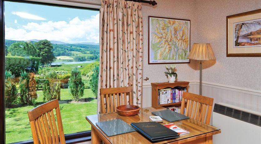 Photo of Lakefield Cottage