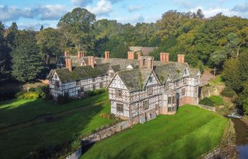 The Generals Quarters at Pitchford Estate Holiday Cottage