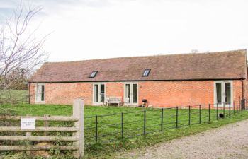 Tree House Barn Holiday Cottage