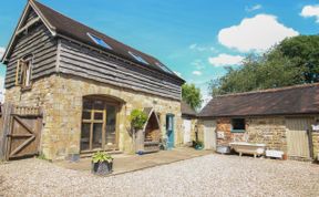 Photo of Foxholes Barn