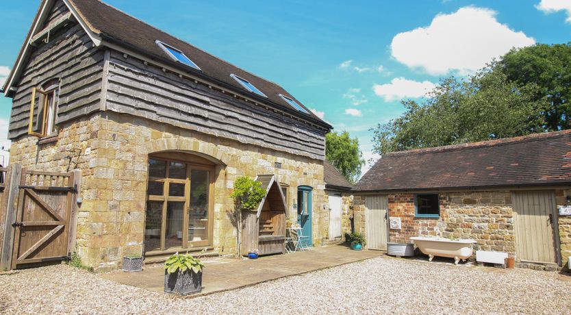 Photo of Foxholes Barn