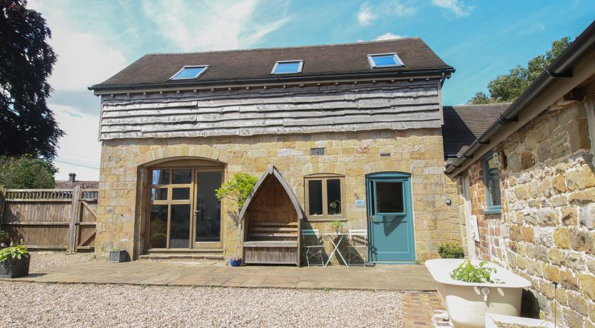 Photo of Foxholes Barn