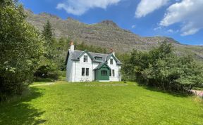 Photo of Glen Cottage - Torridon