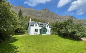 Photo of Glen Cottage - Torridon