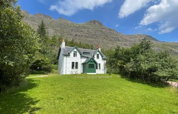 Glen Cottage - Torridon Holiday Cottage