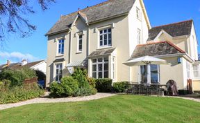 Photo of Victoria Lodge