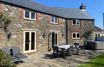 Varley Lodge Holiday Cottage
