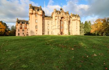 The Preston Tower Apartment - Fyvie Castle Apartment