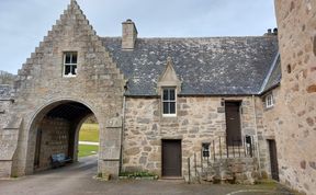 Photo of Courtyard Cottage - Drum Castle