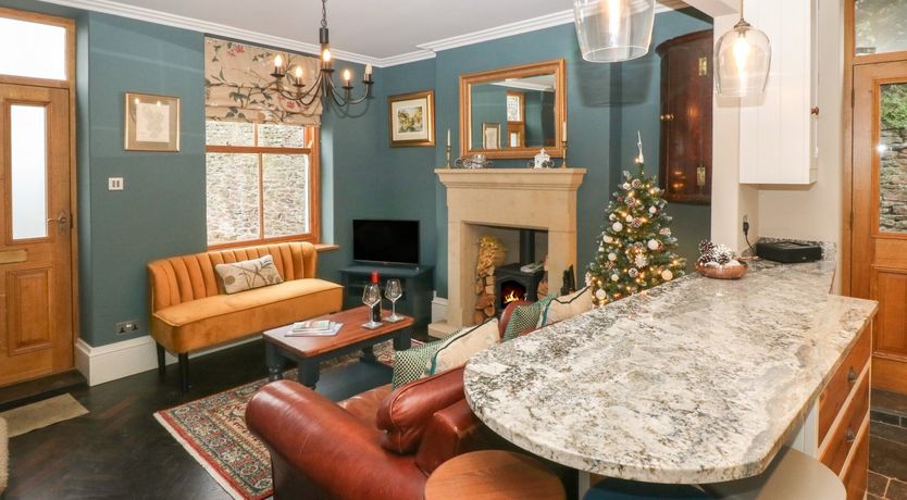 Photo of Losehill View