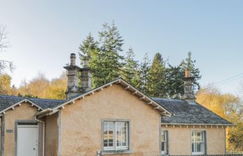 Cormack Lodge - Brodie Castle Holiday Cottage