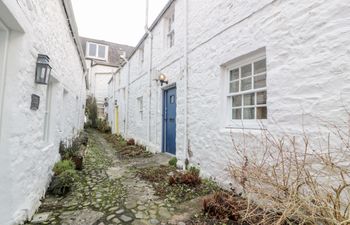 Blue Door - Kirkcudbright Holiday Cottage