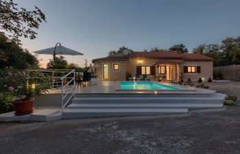 Liberat Holiday Home