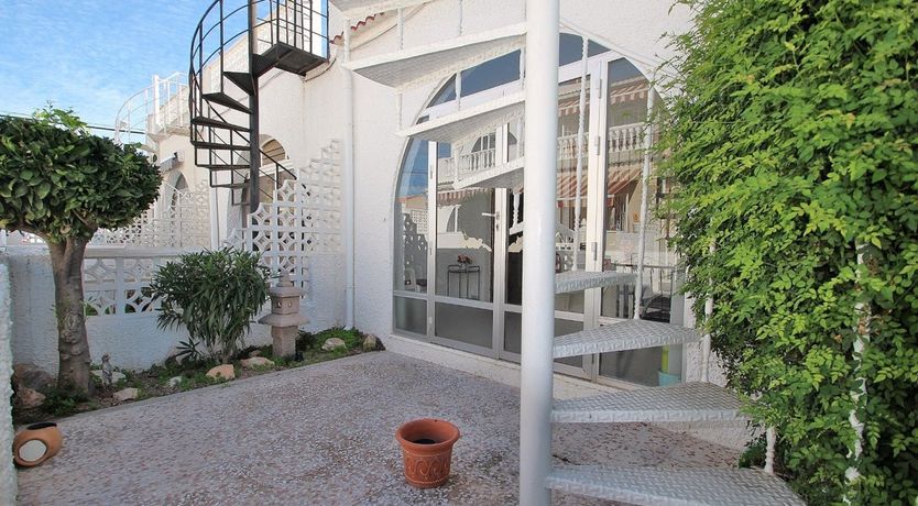 Photo of La Casita Blanca Torrevieja