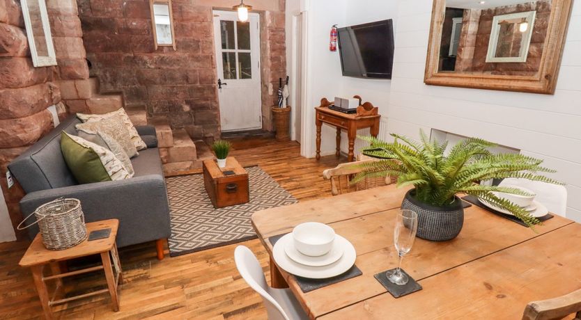 Photo of Horton Lodge Boathouse