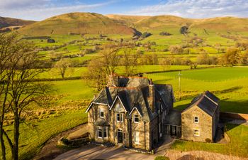 Oakdene Country House Holiday Cottage