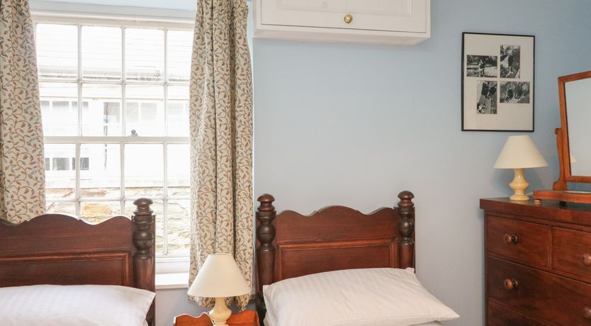 Photo of 33 Island Street