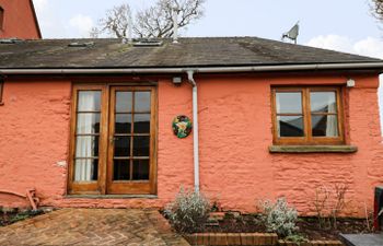 The Nutshell Holiday Cottage