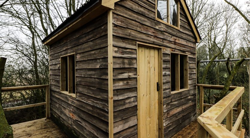 Photo of High Cogges Farm Holiday Cottages – The Cart Shed