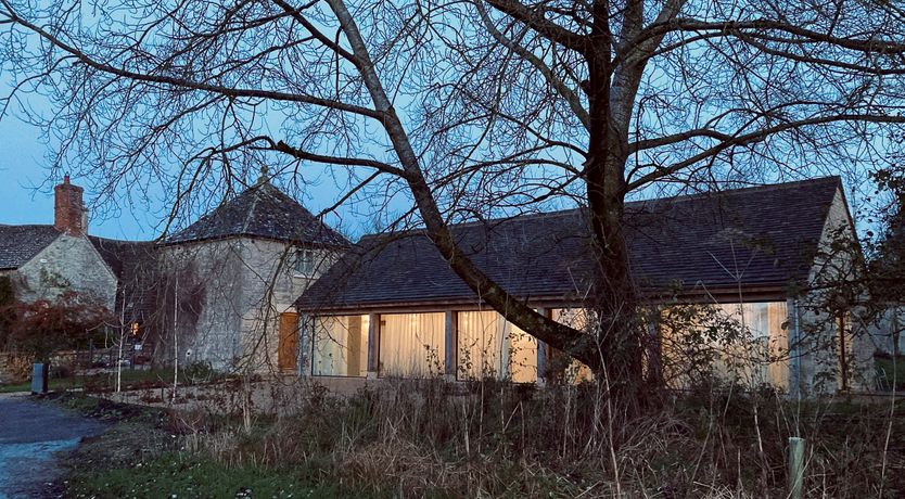 Photo of High Cogges Farm Holiday Cottages – The Cart Shed