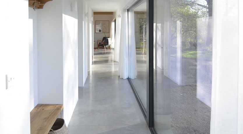 Photo of High Cogges Farm Holiday Cottages – The Cart Shed