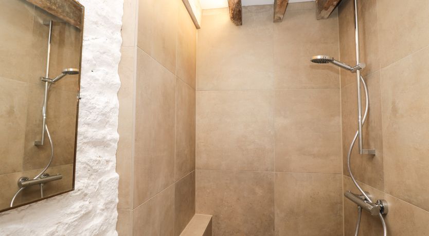 Photo of High Cogges Farm Holiday Cottages – The Granary