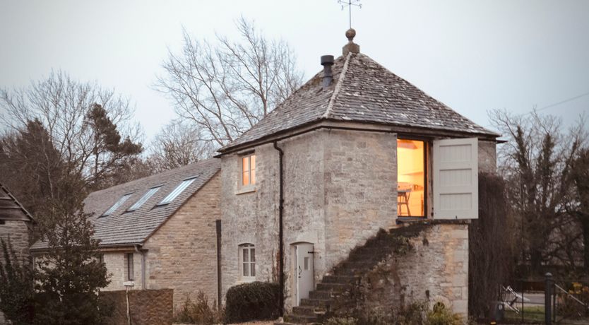 Photo of High Cogges Farm Holiday Cottages – The Granary