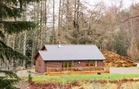 Fersit Log Cottage Holiday Cottage