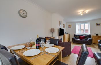 Eastwood Holiday Cottage