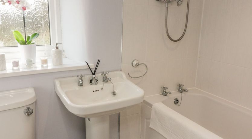 Photo of 3 Rock Cottages