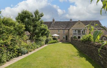 Little Owl Barn Holiday Cottage