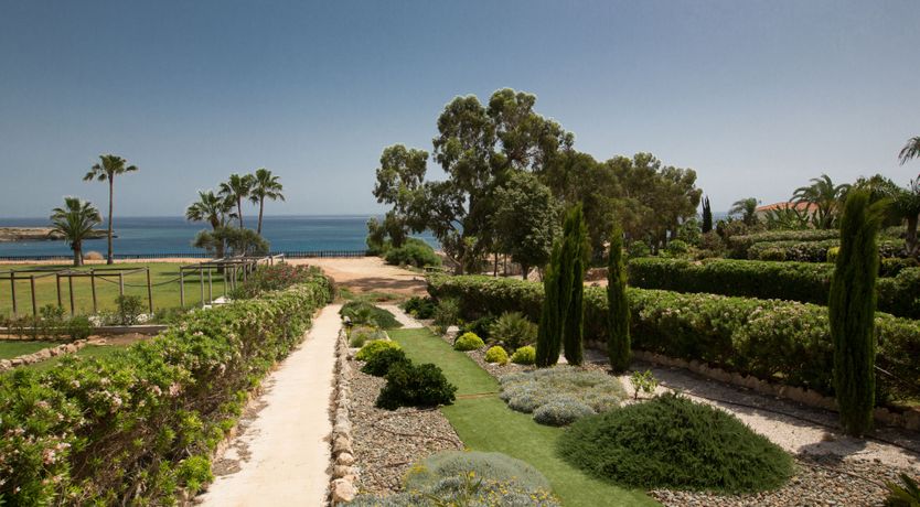 Photo of Protaras Mesogeios Villa ME16