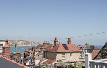 Seaview Holiday Home
