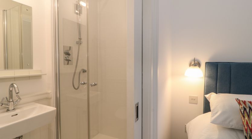 Photo of 2 Garden Apartment