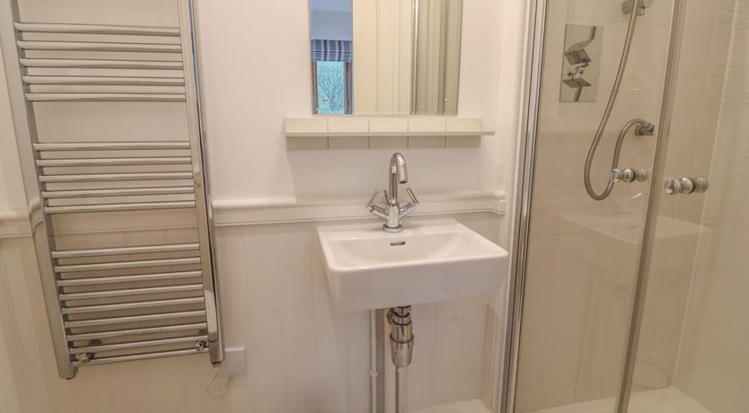 Photo of 2 Garden Apartment