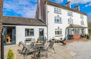 Fields Farm Holiday Cottage