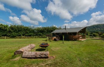 Bwncath Glamping Lodge Holiday Cottage